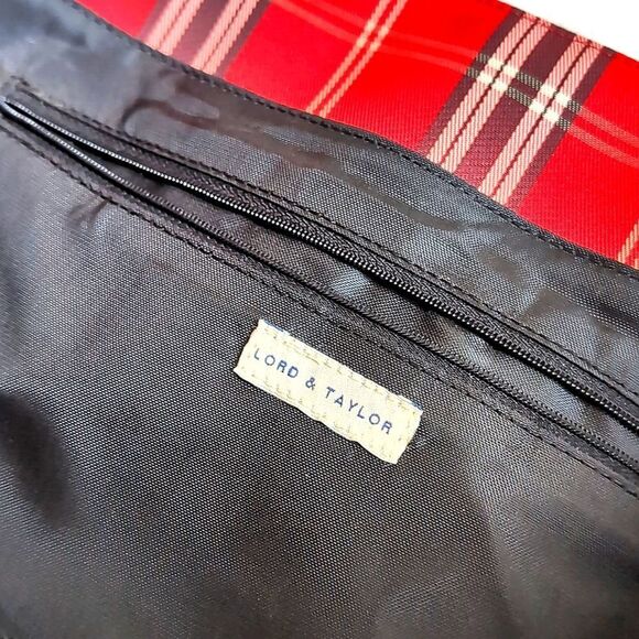 Red Canvas Inspired Plaid Tote  by  Lord and Taylor🎀 - Picture 5 of 16